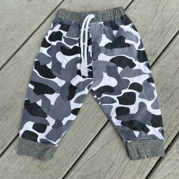 Toddler gray camo hoodie sweatshirt sweatpants set 2 piece size 80/ 12-18 months - Picture 7 of 11
